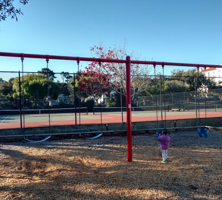 Pacific Grove Community Center Playground (Pacific&nbspGrove,&nbspCA)